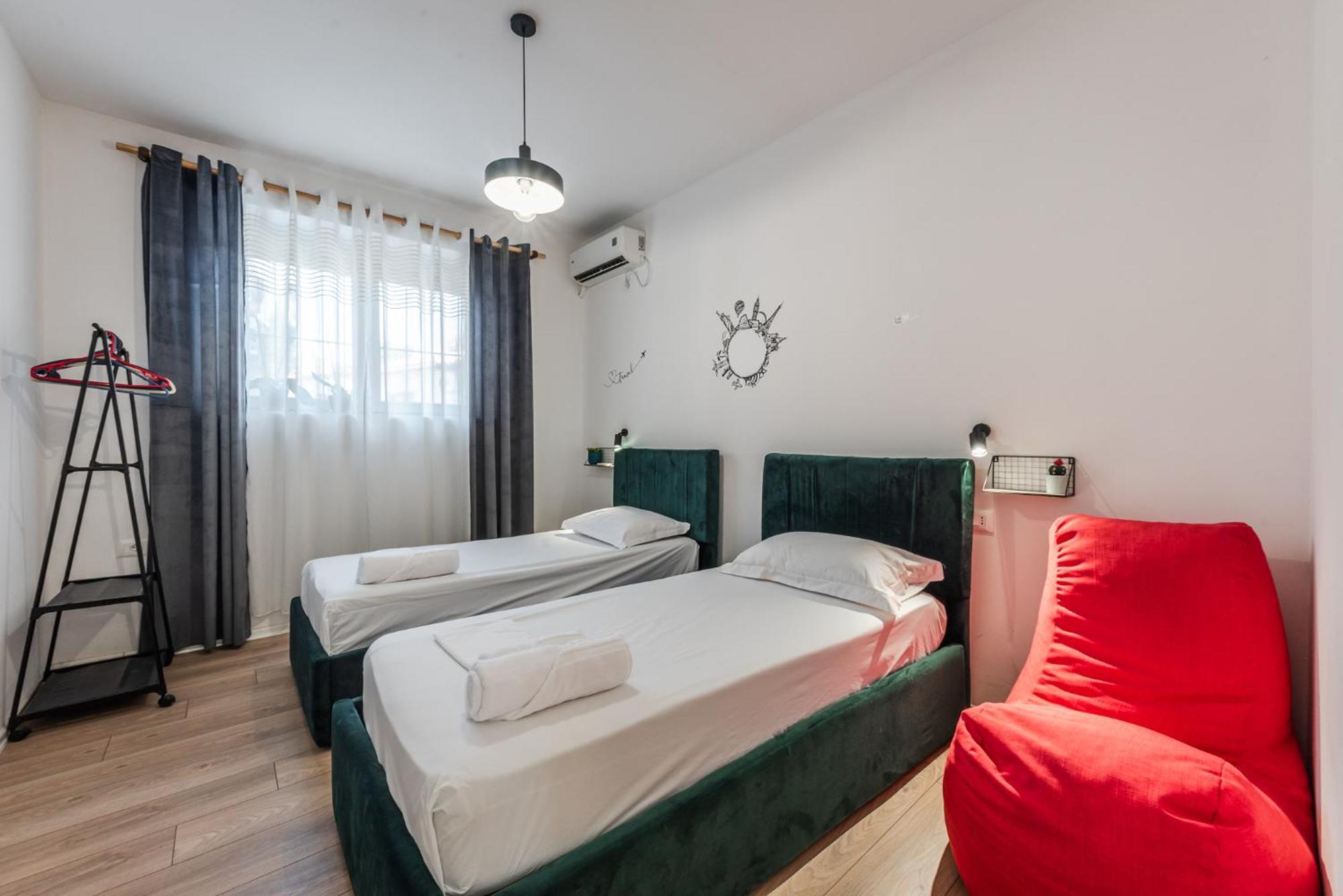Noir Apartment By Kondo Stays تيرانا المظهر الخارجي الصورة