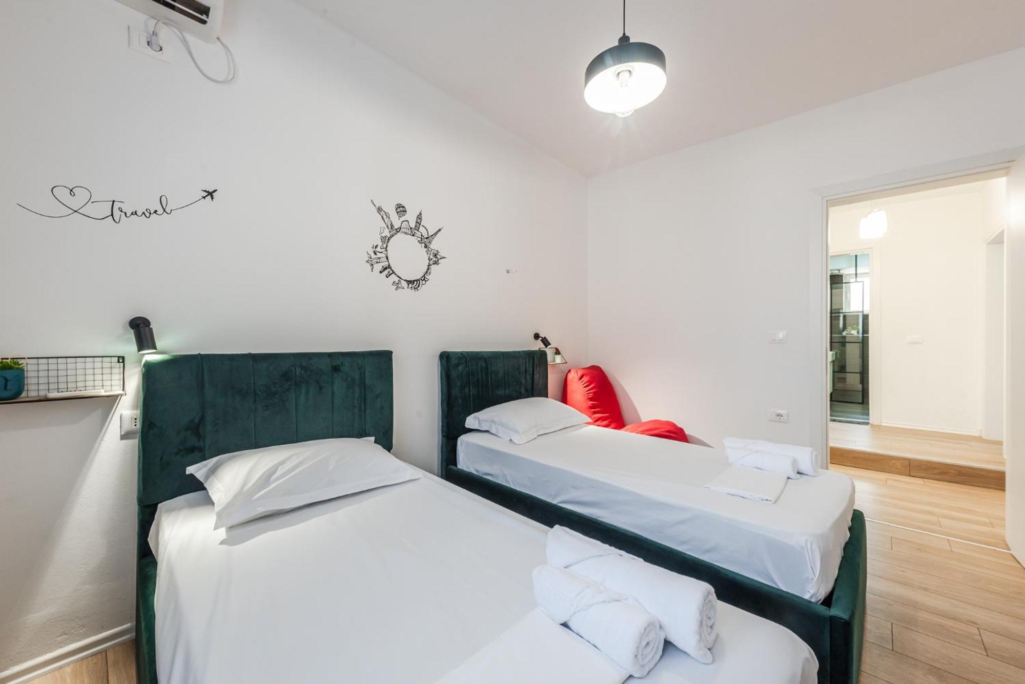 Noir Apartment By Kondo Stays تيرانا المظهر الخارجي الصورة