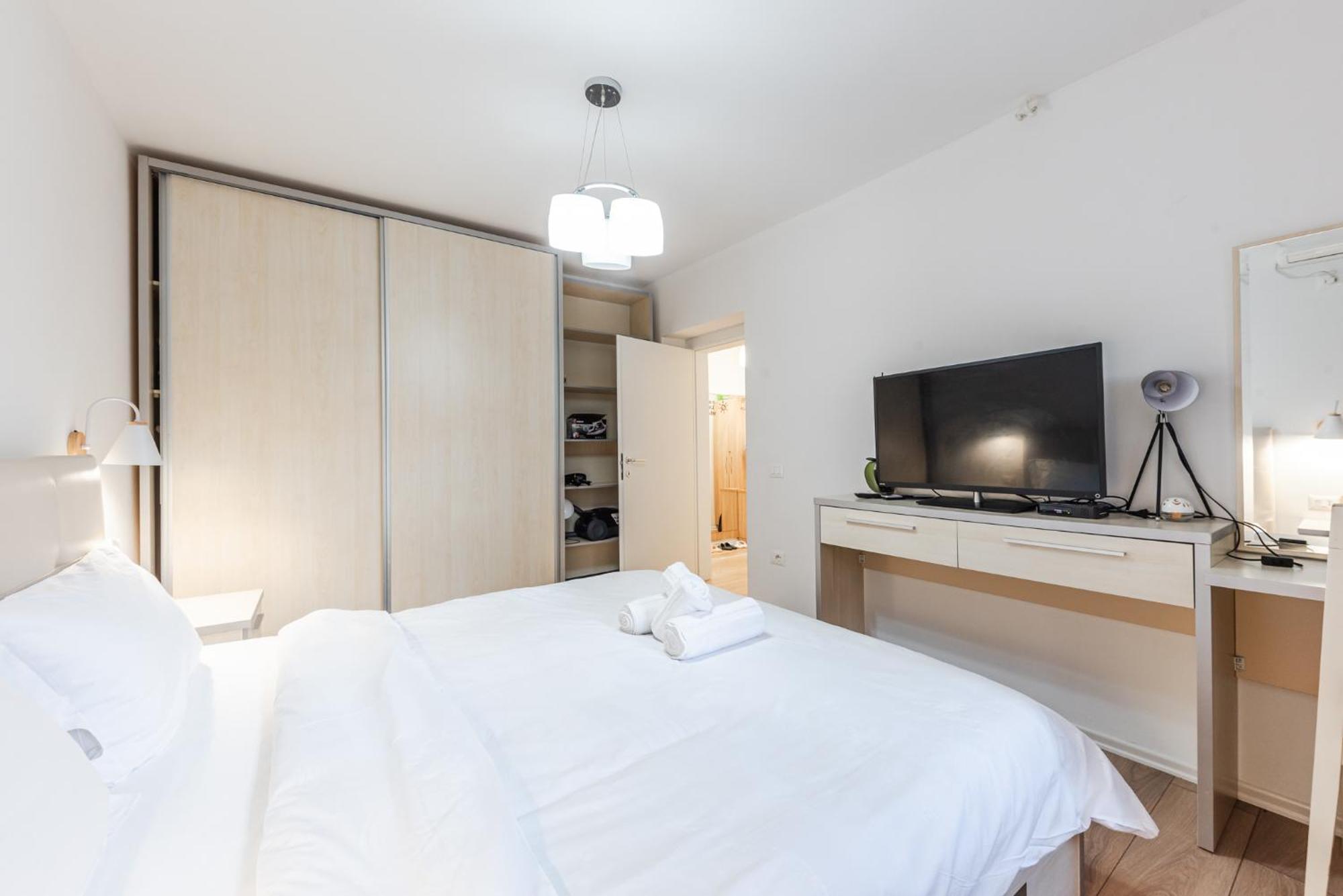 Noir Apartment By Kondo Stays تيرانا المظهر الخارجي الصورة