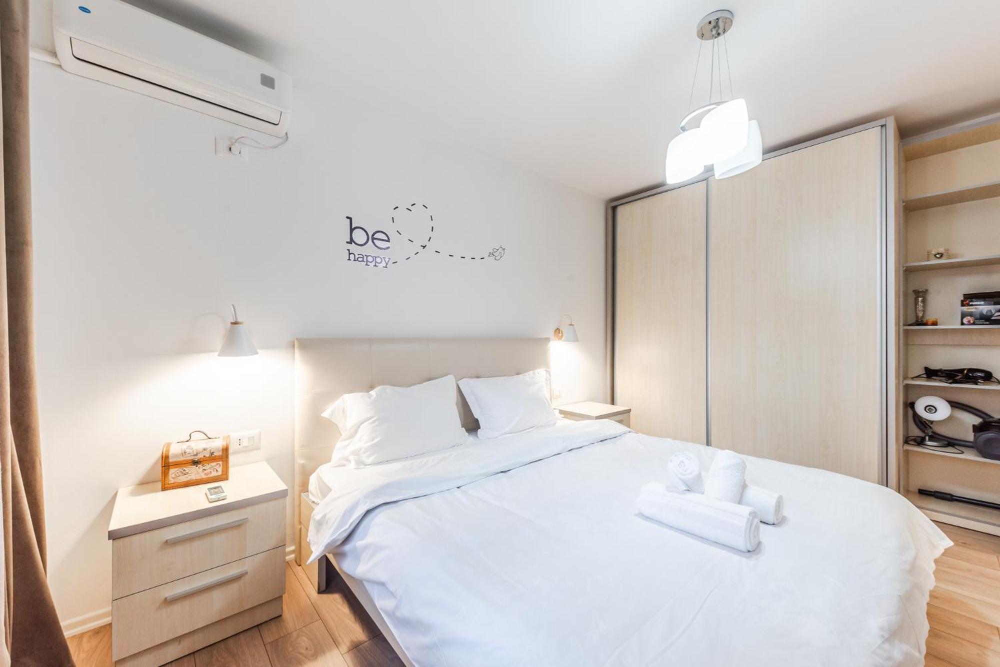 Noir Apartment By Kondo Stays تيرانا المظهر الخارجي الصورة