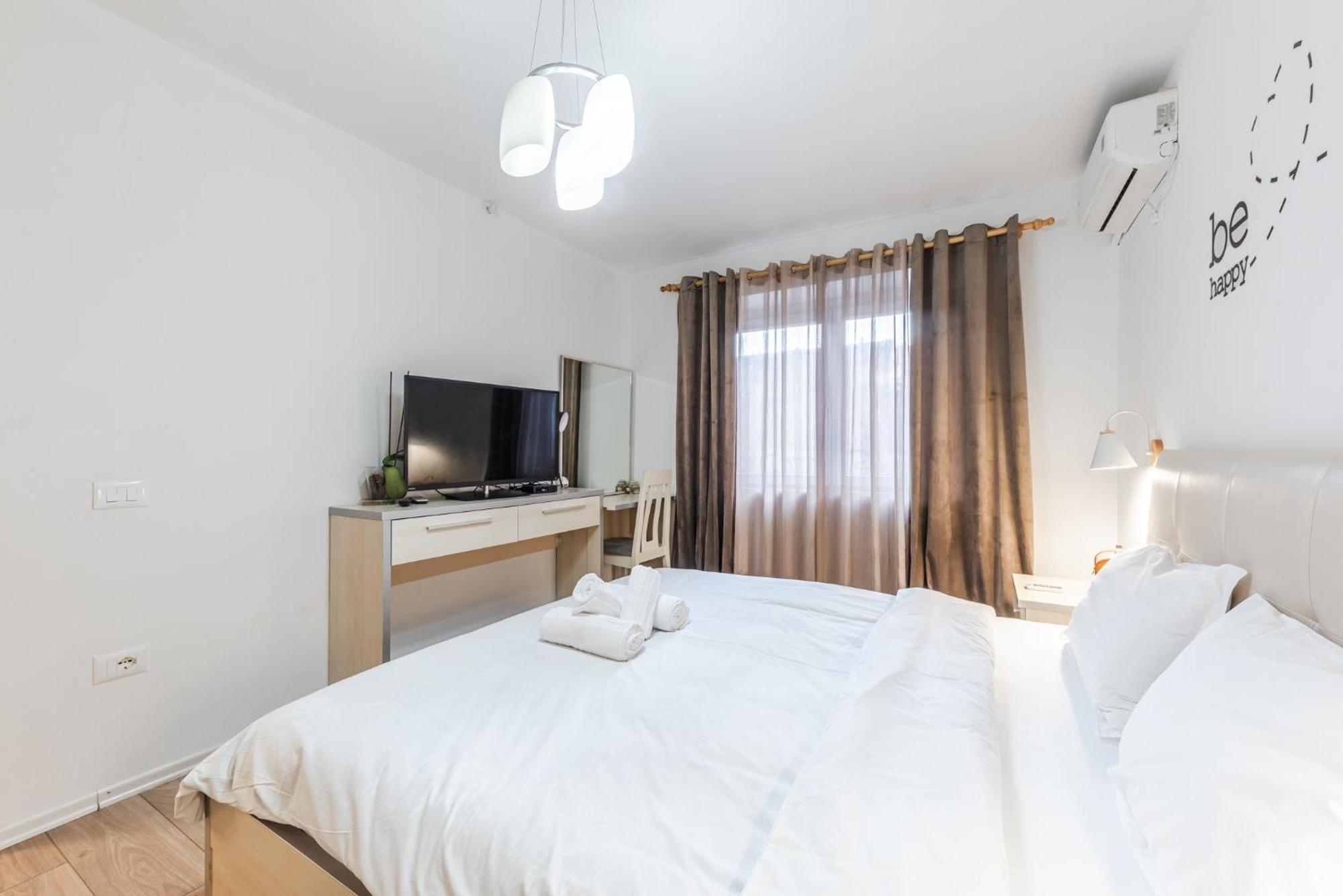 Noir Apartment By Kondo Stays تيرانا المظهر الخارجي الصورة